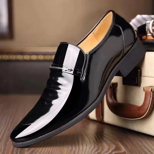 Elegant Breathable Oxford Leather Shoes for Men - Perfect Formal Flats for Office, Weddings, and Daily Wear - Comfortable Slip-On Design with Pointed Toe and Rubber Outsole